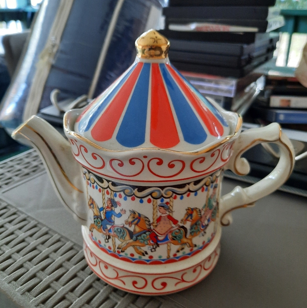 Tea Pot